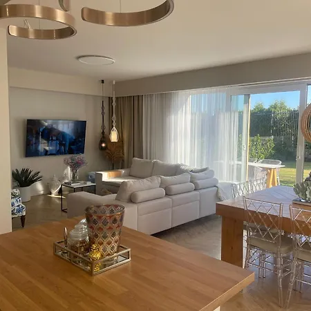 Dom W Stylu Hamptons Suchy Dwor (Puck)